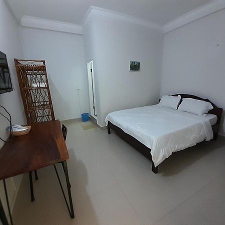Naraya Guesthouse Phnom Penh Exteriör bild