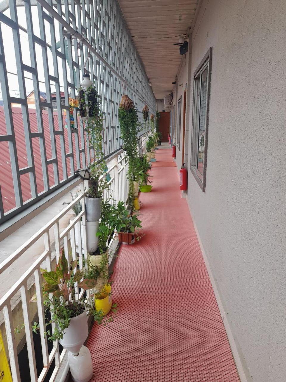 Naraya Guesthouse Phnom Penh Exteriör bild